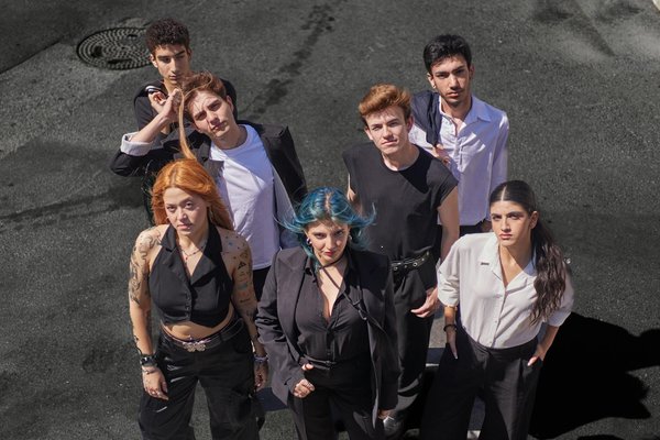 L'évolution fascinante des bijoux à travers les décennies : Une exploration des styles d'accessoires intemporels.